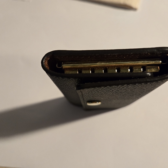 Louis Vuitton Coated Canvas 6 keyholder - Picture 5 of 12